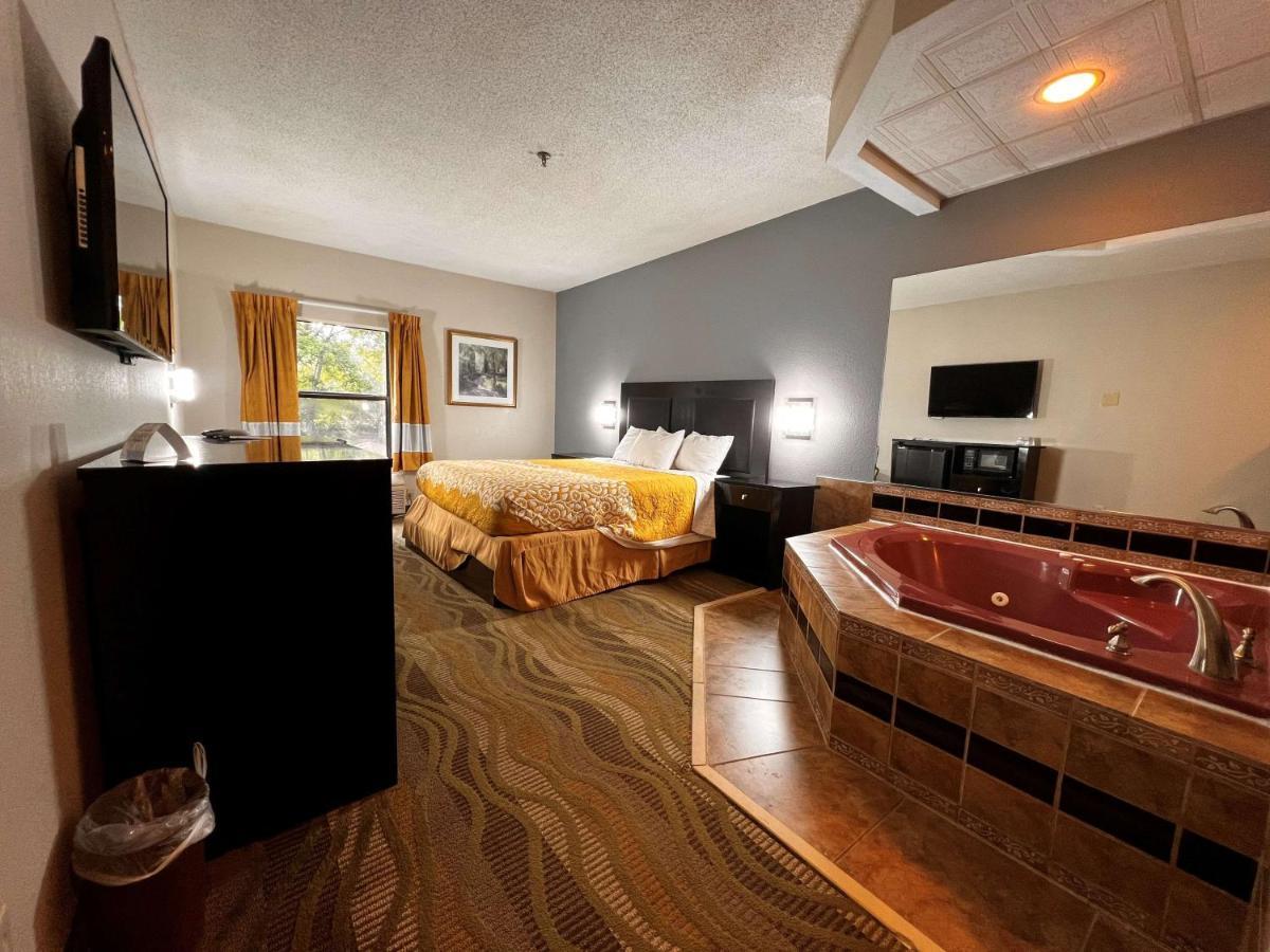 Surestay Hotel By Best Western Моргантън Екстериор снимка